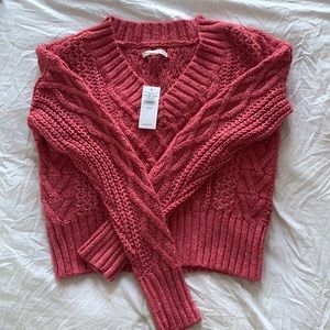 BRAND NEW knitted sweater